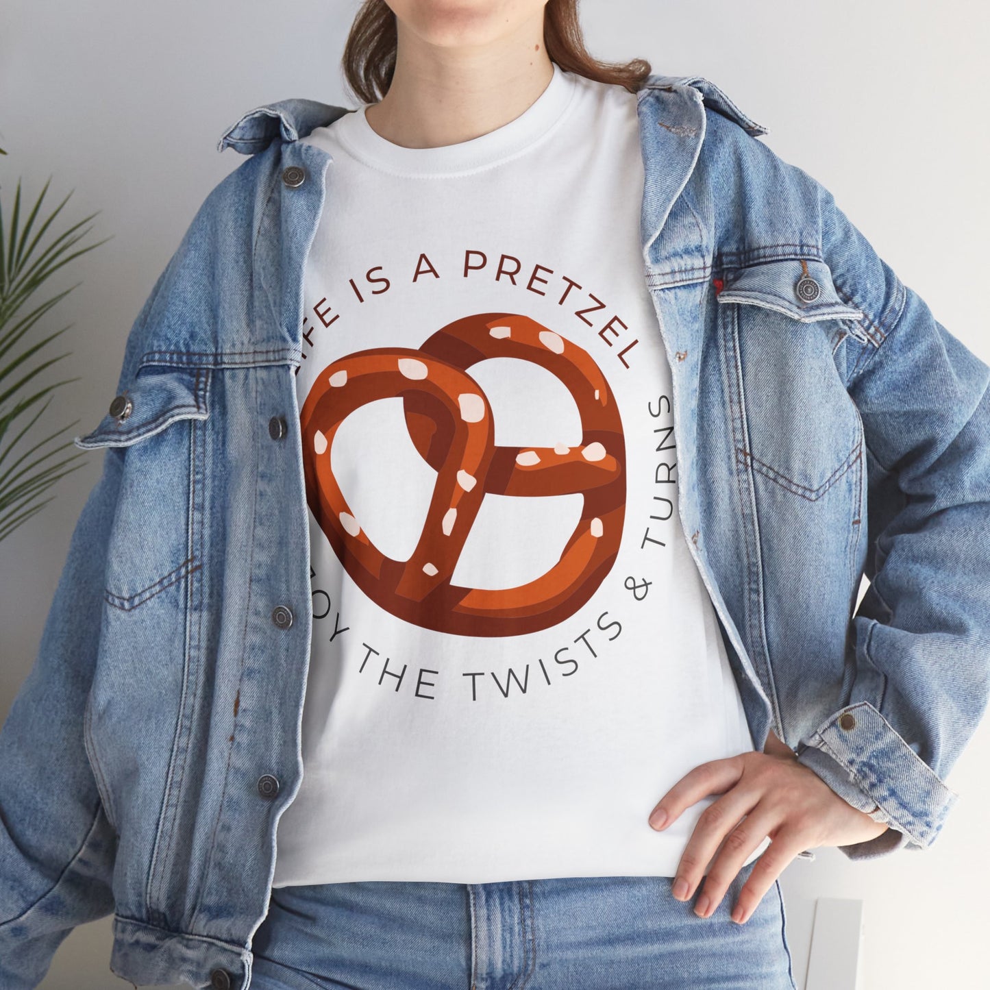 SALTED HONEY PRETZEL - Dessert (Basic Tee)