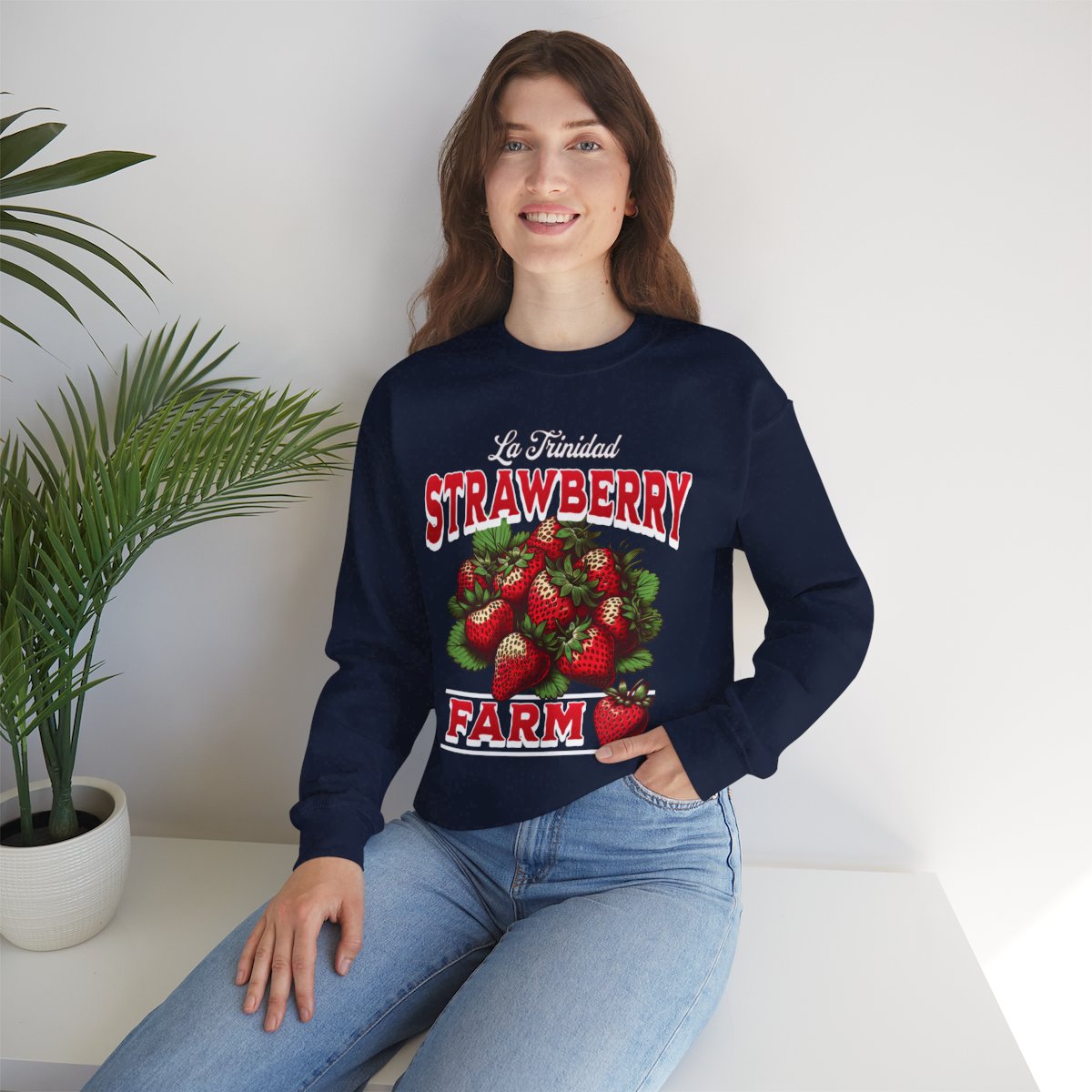 STRAWBERRY FARM - Pasalubong Center (Sweatshirt)