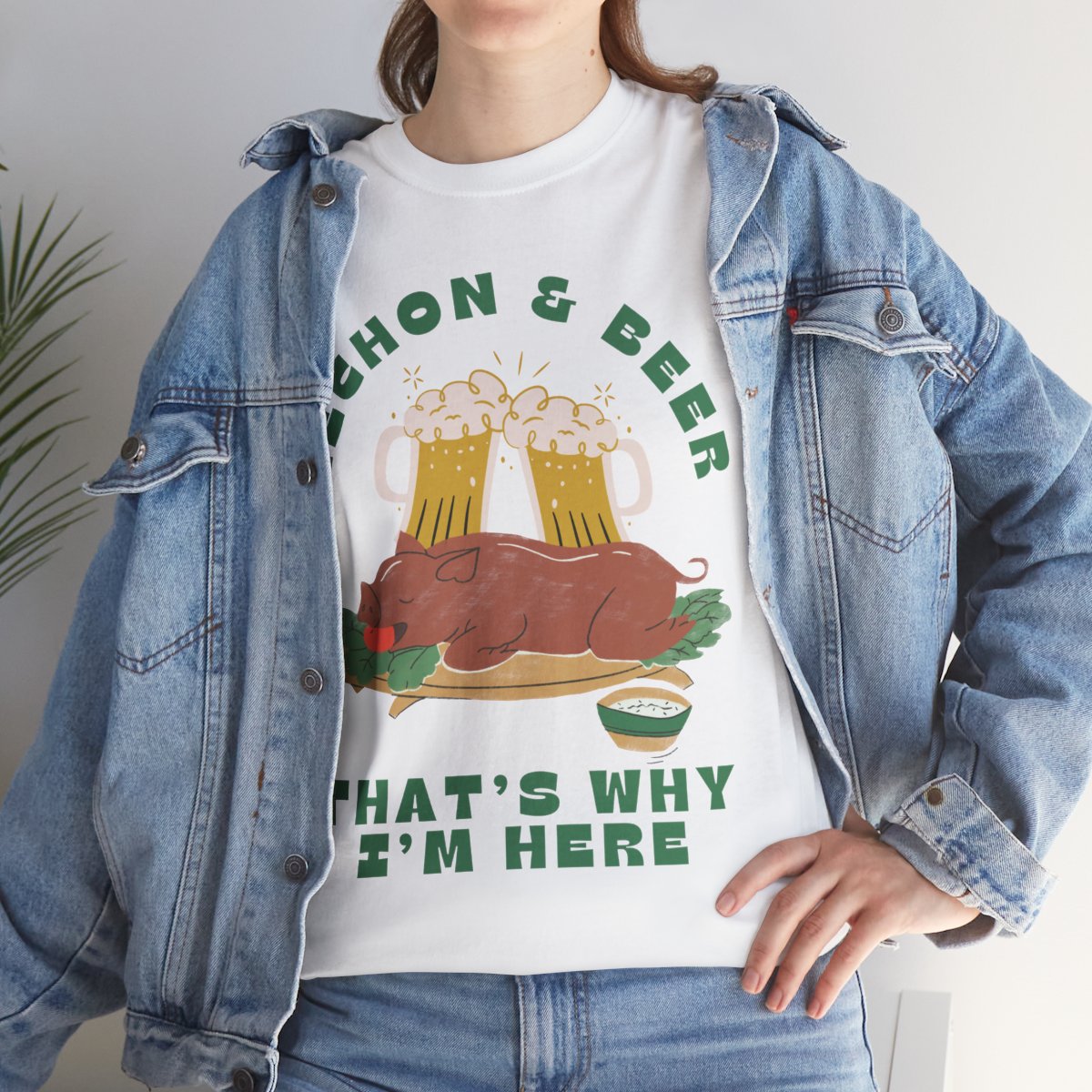 LECHON & BEER - Filipino Food (Basic Tee)
