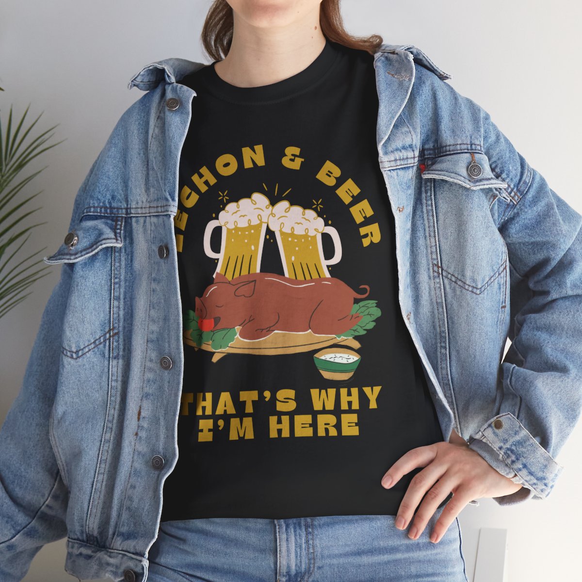LECHON & BEER - Filipino Food (Basic Tee)