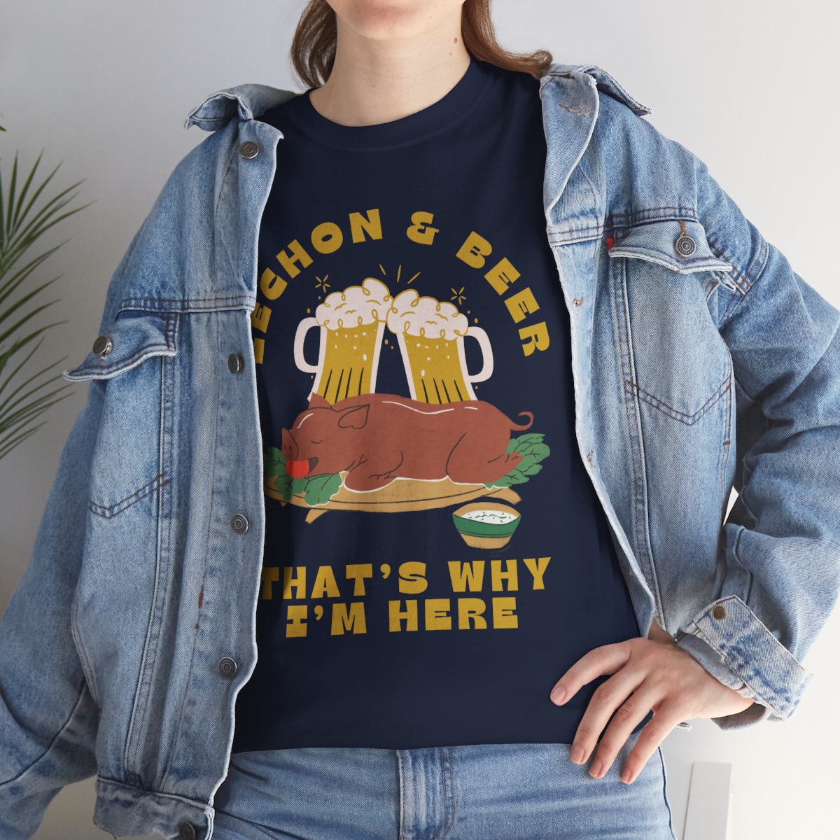 LECHON & BEER - Filipino Food (Basic Tee)